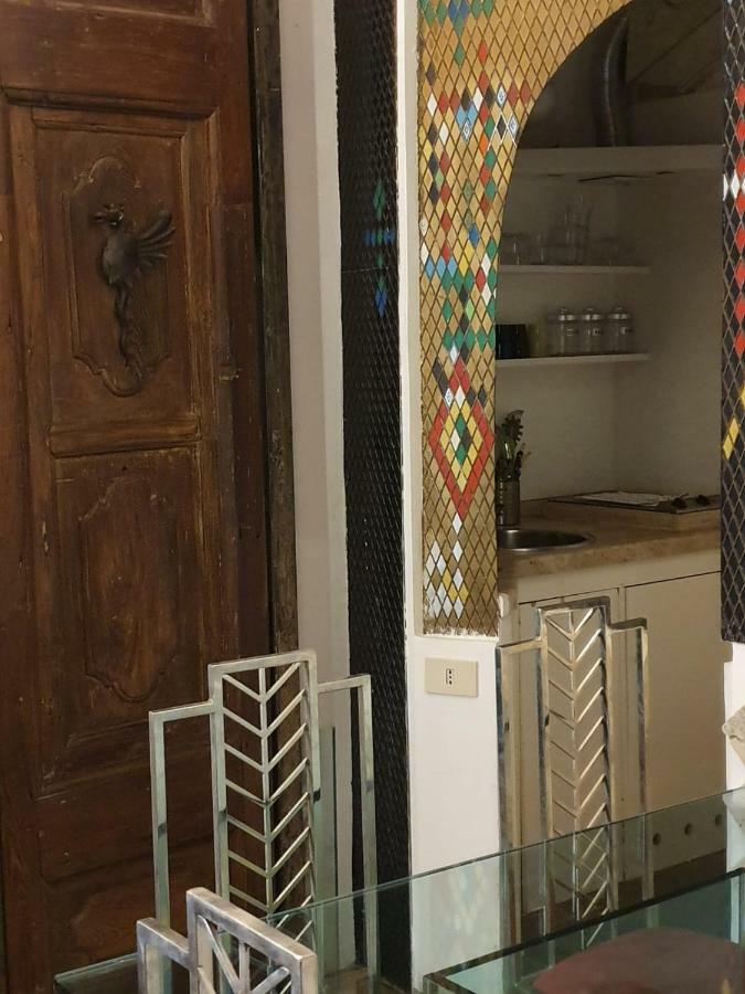Vecchia House