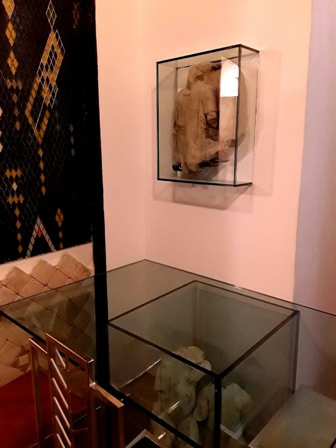 Vecchia House